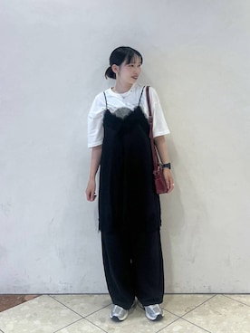 「PBLIM（ページボーイリム）の《UNISEX/８個ポケットで収納可能》8ポケミニショルダー / パスポート/350mlペットボトル（ショルダーバッグ、レッド系）」を使った、tagochiさん（レディース・159cm）の夏コーディネート