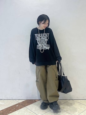 「PAGEBOY（ページボーイ）のレースカレッジスウェット/トレーナー【SHORT/LONG2サイズ展開】（スウェット、グレー系）」を使った、tagochiさん（レディース・159cm）の秋コーディネート