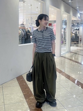 「PAGEBOY（ページボーイ）の【2WAY仕様】スタッズミニボストンバッグ（ショルダーバッグ、ブラック系）」を使った、tagochiさん（レディース・159cm）の夏コーディネート