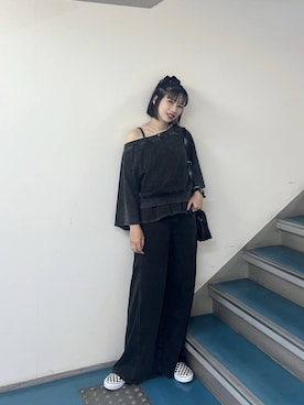 「PAGEBOY（ページボーイ）の＜まるでデニム見え！/紫外線カット/接触冷感/ストレッチ＞マルデニメガレッグパンツ（デニムパンツ、ブラック系）」を使った、tagochiさん（レディース・159cm）の夏コーディネート