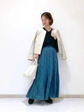 「秋トレンド2021」｜「アイテム（ノーカラージャケット）」を使った、hinaさん（レディース・155cm）の秋コーディネート