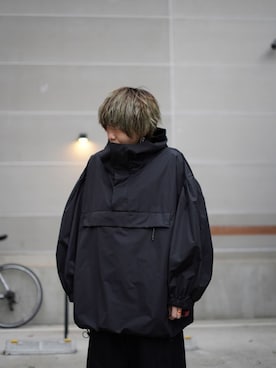 「LAD MUSICIAN（ラッドミュージシャン）のアイテム（ナイロンジャケット）」を使った、O.Hirotoさん（メンズ・175cm）の春コーディネート