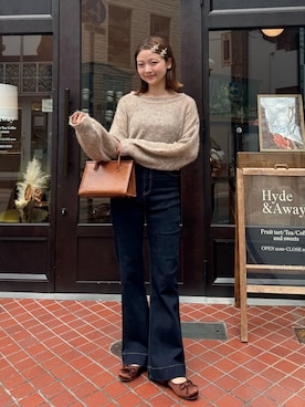 「アイテム（ヘアピン）」を使った、ゆづきさん（レディース・160cm）の秋コーディネート