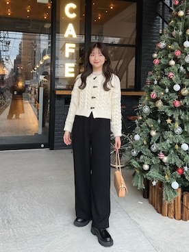 「DHOLIC（ディーホリック）のアイテム（カーディガン/ボレロ）」を使った、ゆづきさん（レディース・160cm）の冬コーディネート