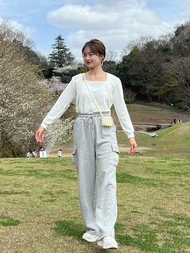 「DHOLIC（ディーホリック）のアイテム（スニーカー）」を使った、ゆづきさん（レディース・160cm）の春コーディネート