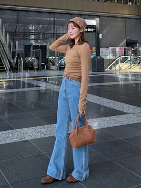 「LOEWE（ロエベ）のアイテム」を使った、ゆづきさん（レディース・160cm）の冬コーディネート