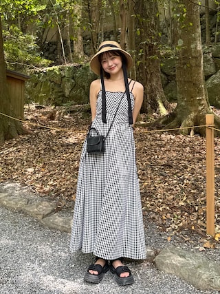 「Auntie Rosa（アンティローザ）のハンドミニバッグ（ショルダーバッグ）」を使った、ゆづきさん（レディース・160cm）の夏コーディネート