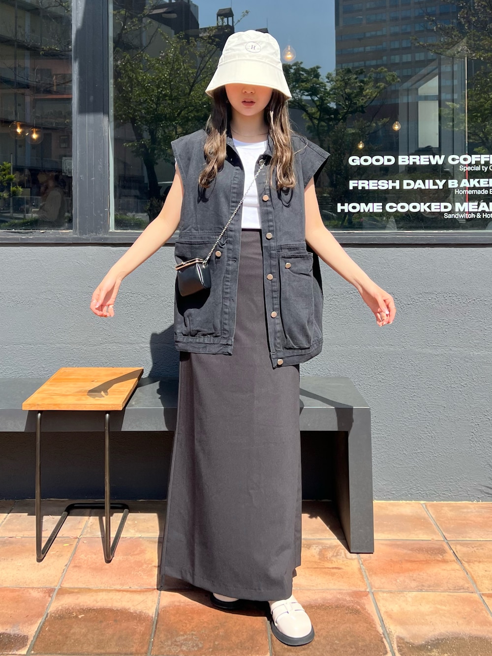 『00s』WOOLRICH デニムベスト ◎裏ボア ブラウンデニム フェード WOOLRICH - ウールリッチ ダックベスト 裏地薄いボア メンズ