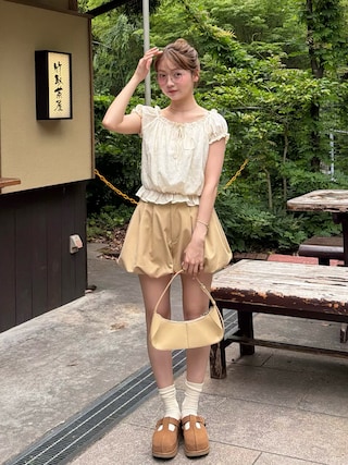 「REMOON（リムーン）のレースオフショルブラウス（シャツ/ブラウス）」を使った、ゆづきさん（レディース・160cm）の夏コーディネート