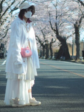 「古着のアイテム（スカート、ホワイト系）」を使った、loqllyさん（レディース）の春コーディネート