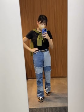 イズヒアーさんのコーディネート