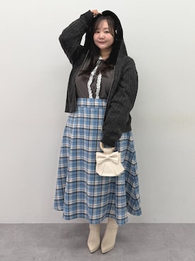 「nissen（ニッセン）の＜大きいサイズ＞編み上げリボン長袖カットソートップス marun（Tシャツ/カットソー、グレー系）」を使った、SMILE LAND（スマイルランド）さん（レディース・159cm）の秋コーディネート