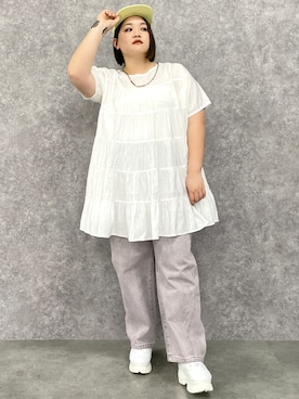 「GEVS.（ジェイヴィス）のアイテム（パンツ）」を使った、SMILE LAND（スマイルランド）さん（レディース・163cm）の春コーディネート