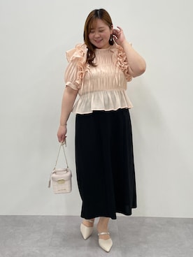 「nissen（ニッセン）の＜大きいサイズ＞カットツイルナロースカート marun（スカート、ブラック系）」を使った、SMILE LAND（スマイルランド）さん（レディース・155cm）の春コーディネート