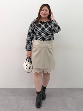 「nissen（ニッセン）の＜大きいサイズ＞レース裾ショート丈スカート marun（スカート、ベージュ系）」を使った、SMILE LAND（スマイルランド）さん（レディース・159cm）の秋コーディネート