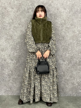 「アイテム（ワンピース/ドレス、ベージュ系）」を使った、SMILE LAND（スマイルランド）さん（レディース・160cm）の秋コーディネート