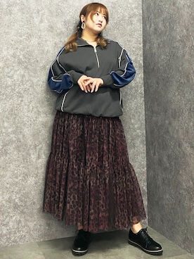「GEVS.（ジェイヴィス）のアイテム（スウェット）」を使った、SMILE LAND（スマイルランド）さん（レディース・160cm）の秋コーディネート