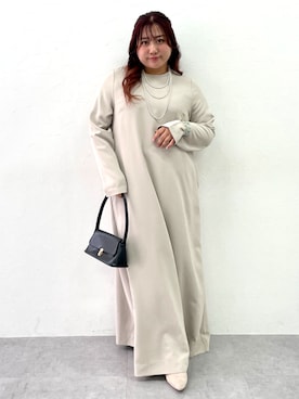 「アイテム（ワンピース/ドレス、ベージュ系）」を使った、SMILE LAND（スマイルランド）さん（レディース・155cm）の秋コーディネート