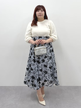 「nissen（ニッセン）の＜大きいサイズ＞シャギー調パフスリーブカットソートップス marun（Tシャツ/カットソー、ホワイト系）」を使った、SMILE LAND（スマイルランド）さん（レディース・159cm）の秋コーディネート