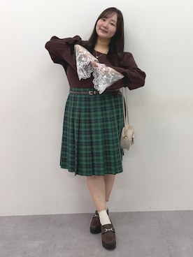 「nissen（ニッセン）の＜大きいサイズ＞ベルト付プリーツショート丈スカート marun（スカート、グリーン系）」を使った、SMILE LAND（スマイルランド）さん（レディース・159cm）の秋コーディネート