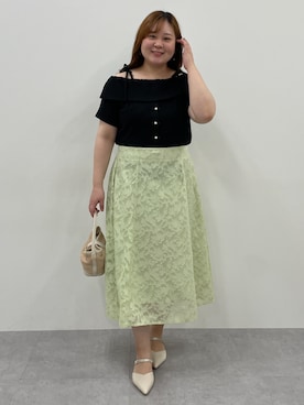 「nissen（ニッセン）の＜大きいサイズ＞肩リボンオフショルダーテレコリブカットソー marun（Tシャツ/カットソー、ブラック系）」を使った、SMILE LAND（スマイルランド）さん（レディース・155cm）の春コーディネート