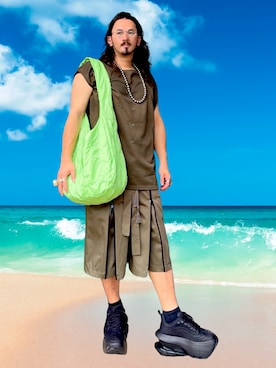 「ryaw（リャウ）のアイテム」を使った、路傍の佐藤 さん（メンズ・169cm）の夏コーディネート