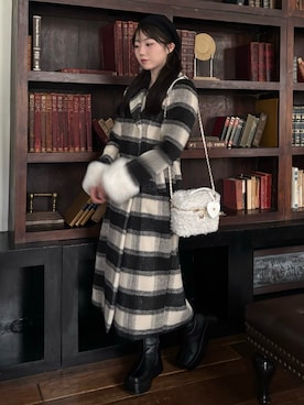 「アイテム（ステンカラーコート）」を使った、karenさん（レディース・163cm）の秋コーディネート