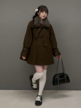 「アイテム（ステンカラーコート）」を使った、karenさん（レディース・163cm）の秋コーディネート