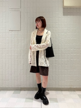 「アイテム（テーラードジャケット、ホワイト系）」を使った、えみかさん（レディース・154cm）の秋コーディネート