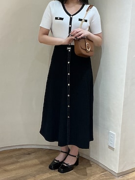 「MISCH MASCH（ミッシュマッシュ）の2026春夏新作 ラメ配色AラインVネックニットワンピース（ワンピース、ホワイト系）」を使った、アトレ川崎店さん（レディース・155cm）の春コーディネート