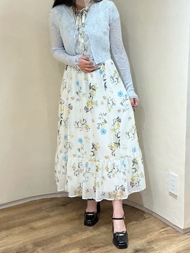 「MISCH MASCH（ミッシュマッシュ）の2026春夏新作 ボタニカルフラワーワンピース（ワンピース、ブルー系）」を使った、アトレ川崎店さん（レディース・155cm）の春コーディネート