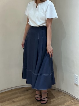 「MISCH MASCH（ミッシュマッシュ）のパールフレア袖カットブラウス（シャツ/ブラウス、グレー系）」を使った、アトレ川崎店さん（レディース・155cm）の春コーディネート