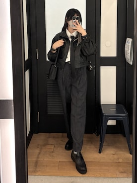 「アイテム（ドレスシューズ）」を使った、minneyu0さん（レディース・168cm）の秋コーディネート