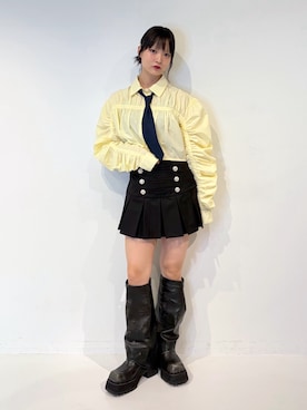 「jouetie（ジュエティ）のギャザーネクタイクロップドシャツ（シャツ/ブラウス、イエロー系）」を使った、AMANEさん（レディース・163cm）の夏コーディネート
