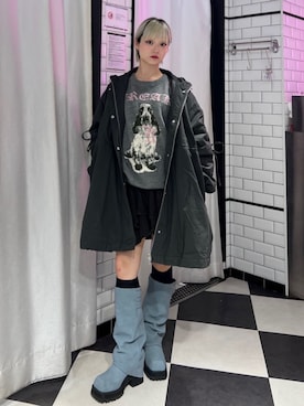 「アイテム（モッズコート）」を使った、AMANEさん（レディース・163cm）の秋コーディネート