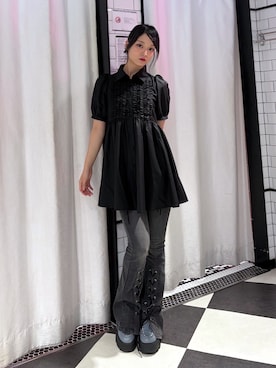 「jouetie（ジュエティ）のフロントフリルミニワンピース（ワンピース、ブラック系）」を使った、AMANEさん（レディース・163cm）の夏コーディネート