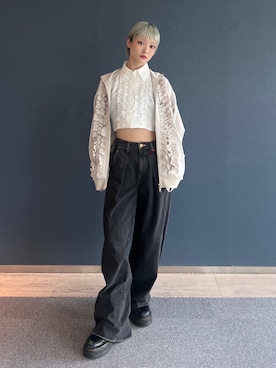 「jouetie（ジュエティ）のアイテム（デニムパンツ）」を使った、AMANEさん（レディース・163cm）の秋コーディネート