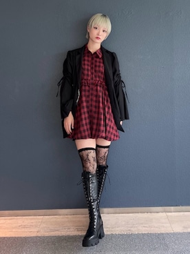 「アイテム（ワンピース/ドレス、レッド系）」を使った、AMANEさん（レディース・163cm）の秋コーディネート