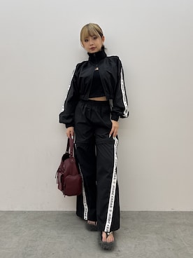 「EVRIS（エヴリス）のアイテム」を使った、藤岡真央さん（レディース・154cm）の夏コーディネート