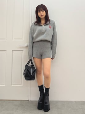 藤岡真央さんのコーディネート