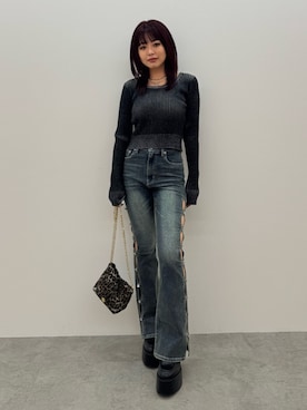 「EVRIS（エヴリス）のアイテム」を使った、藤岡真央さん（レディース・154cm）の冬コーディネート