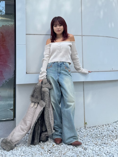 【evris】 デニムパンツ セール】ポケットエンブロイダリーワイドデニムパンツ（デニムパンツ