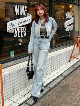 「EVRIS（エヴリス）のアイテム（デニムジャケット）」を使った、藤岡真央さん（レディース・154cm）の冬コーディネート