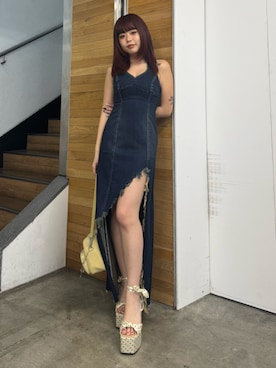 「EVRIS（エヴリス）のアイテム」を使った、藤岡真央さん（レディース・154cm）の春コーディネート