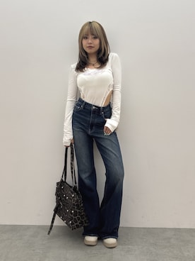 藤岡真央さんのコーディネート