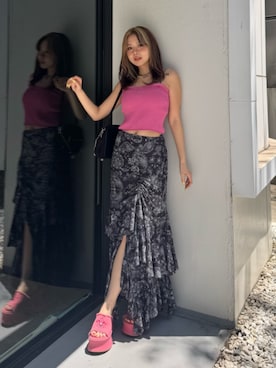 「EVRIS（エヴリス）のアイテム（トップス）」を使った、藤岡真央さん（レディース・154cm）の夏コーディネート