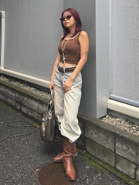 「アイテム（ハンドバッグ）」を使った、藤岡真央さん（レディース・154cm）の夏コーディネート