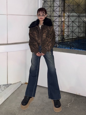 「アイテム（ブルゾン）」を使った、藤岡真央さん（レディース・154cm）の秋コーディネート