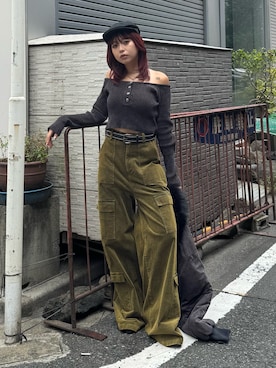 「アイテム（ブルゾン）」を使った、藤岡真央さん（レディース・154cm）の秋コーディネート