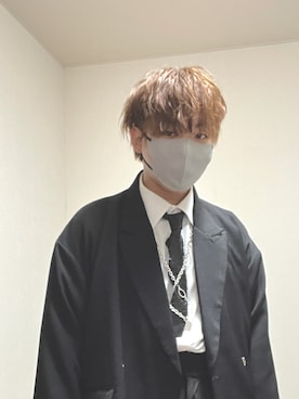 「Ellno Loset（エルノロゼット）のアイテム（テーラードジャケット）」を使った、 うりーさん（メンズ・173cm）の冬コーディネート